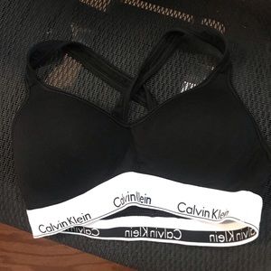 CALVIN KLEIN MEDIUM SPORTS BRA
